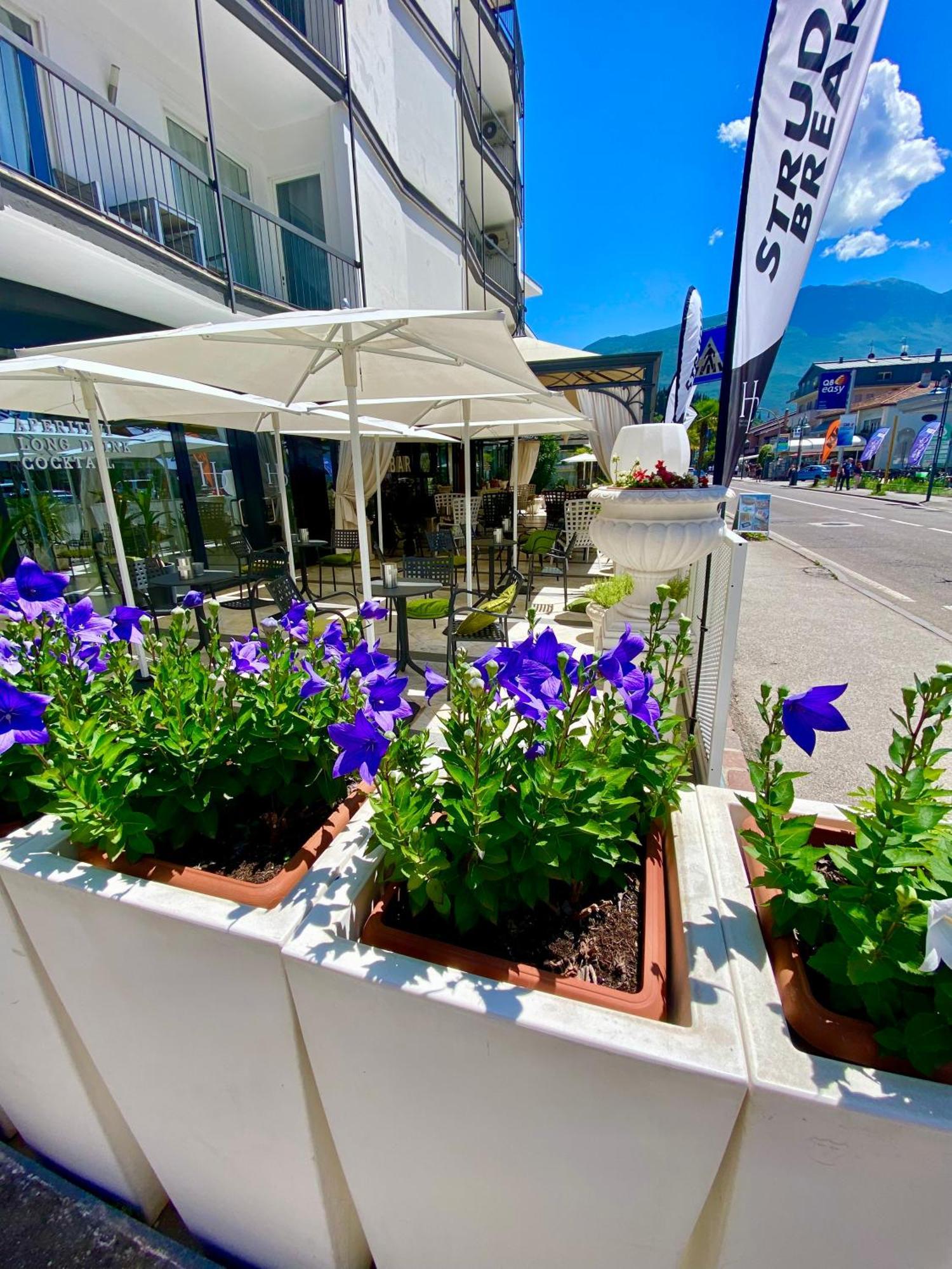 Hotel La Perla Ρίβα ντελ Γκάρντα Εξωτερικό φωτογραφία